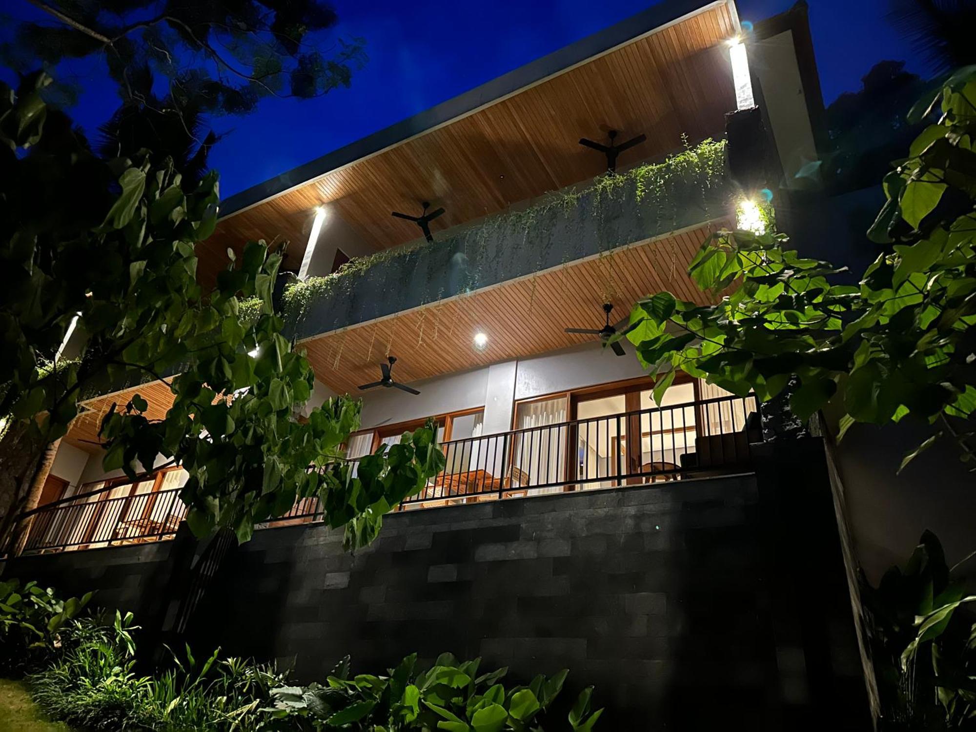 Sanglung Villas & Suites Кубутамбахан Экстерьер фото